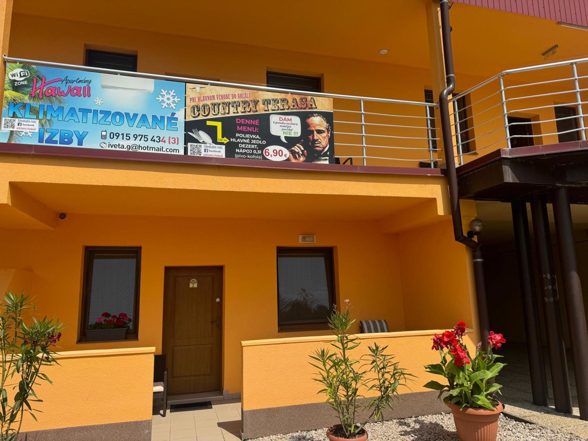 Apartmany Hawaii Патинце Екстериор снимка